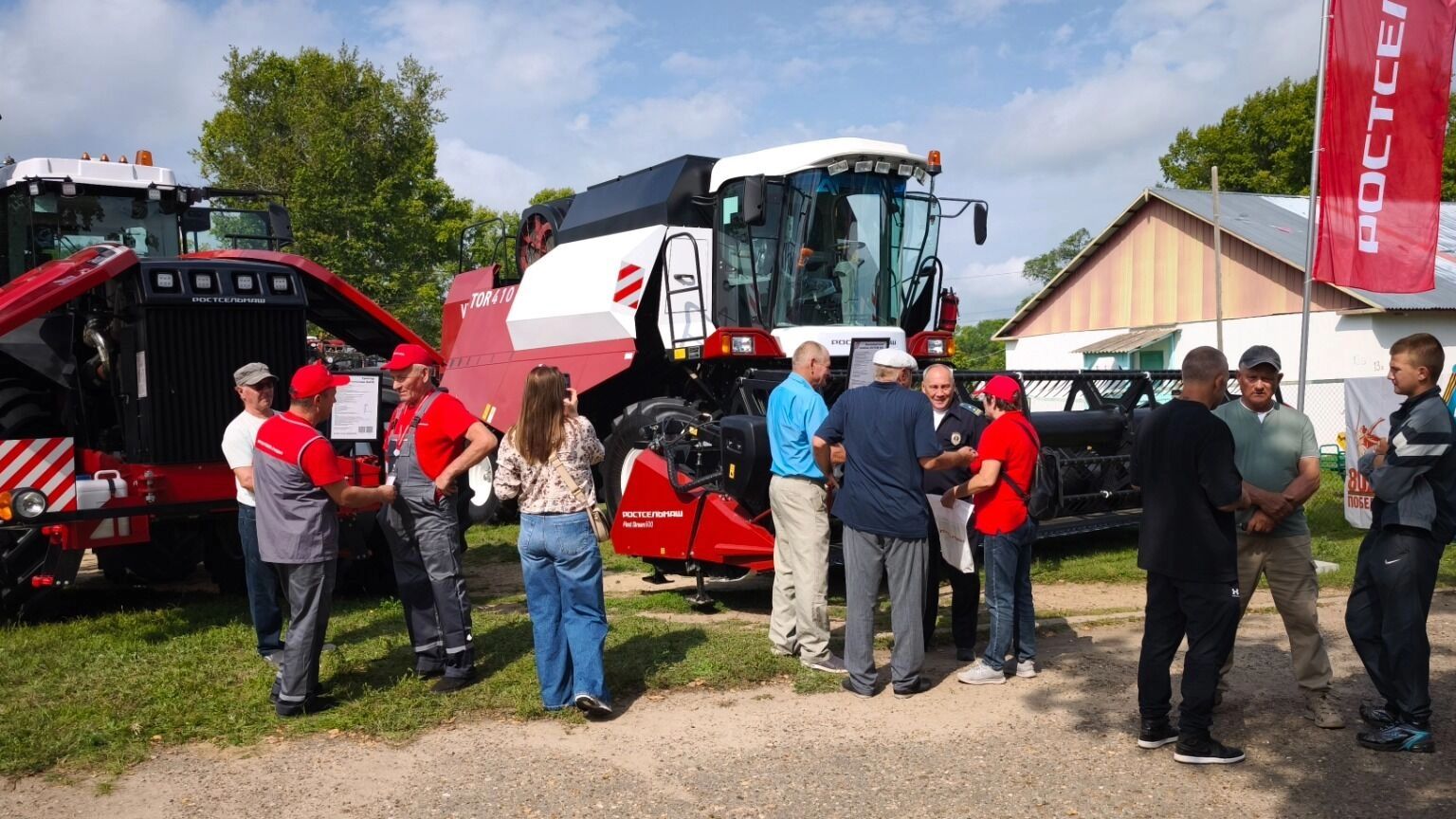 День поля объединил профессионалов аграрной отрасли на одном празднике
